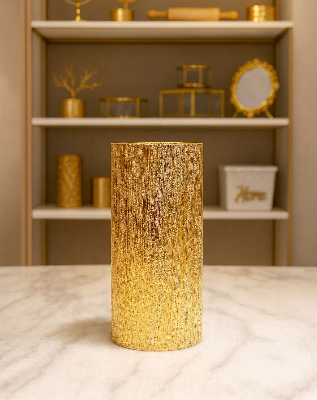 Porcelain vase 19 cm