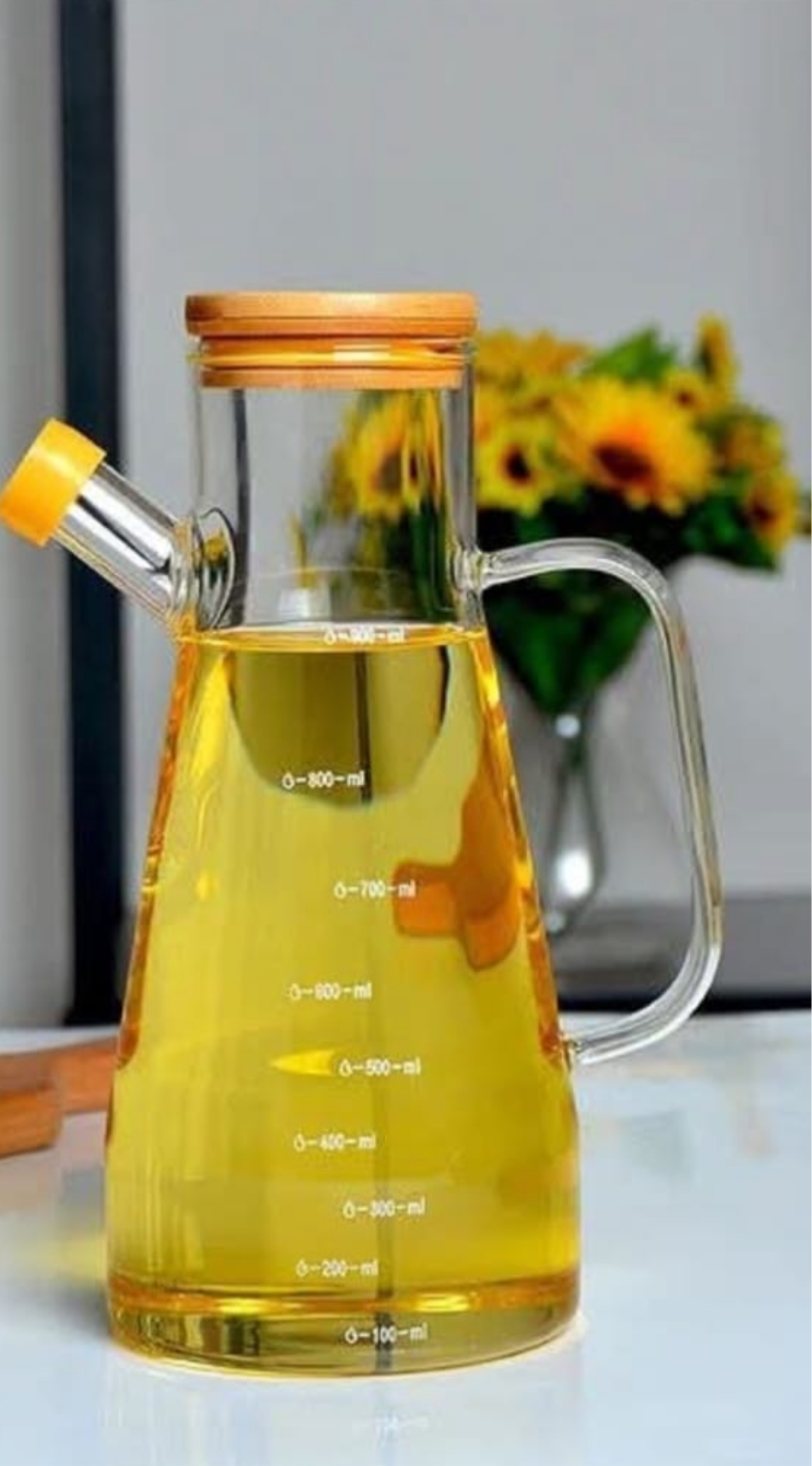 Oil glass bottle