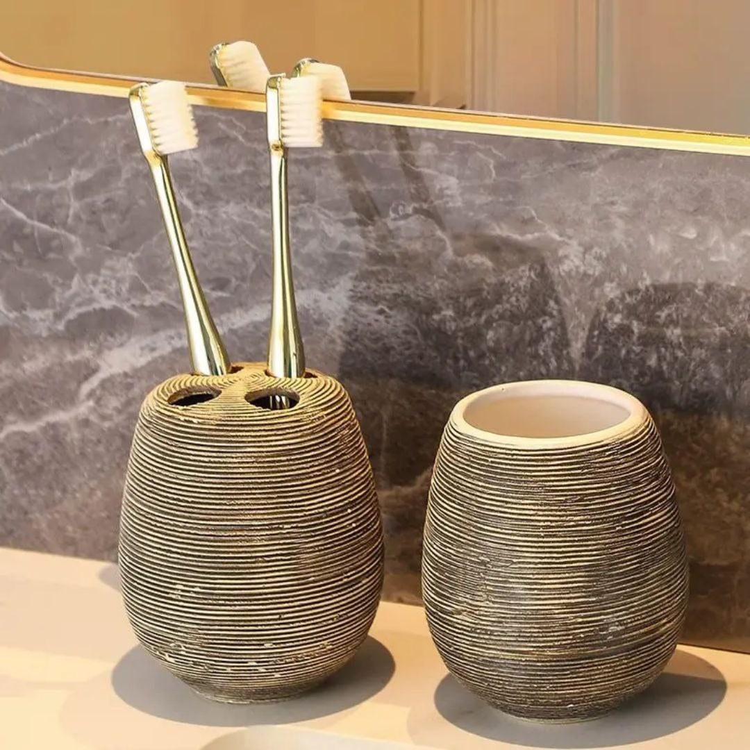 Porcelain bathroom set