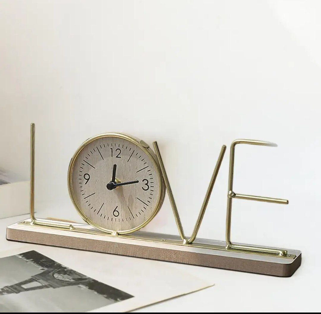 Stand clock