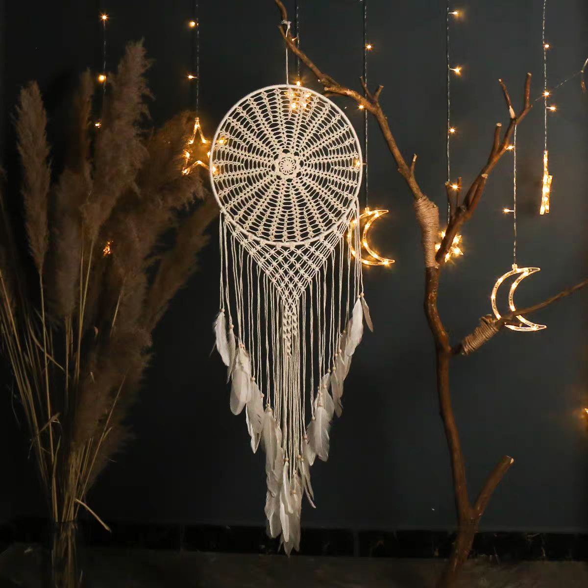 Macrame wall