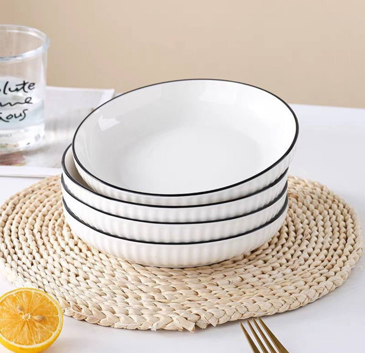 Porcelain plate