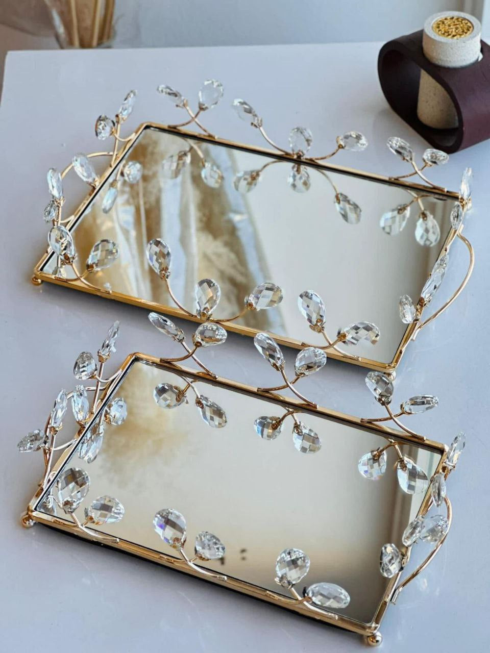 Crystal tray set
