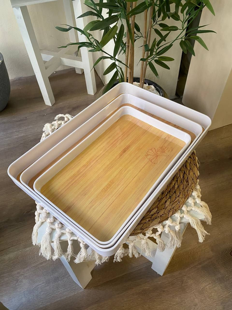 Melamine tray set