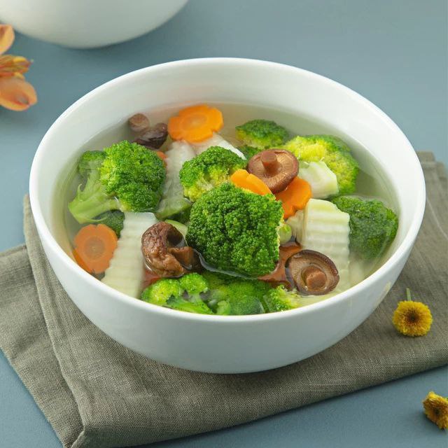 Italian bowl for salads, thermal porcelain