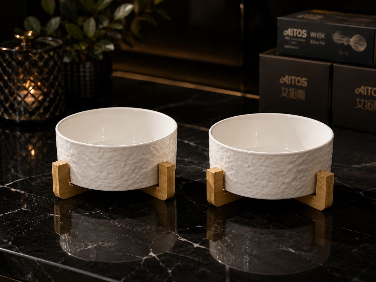 Elegant Ceramic Casserole Dish with Bamboo Wood Stand