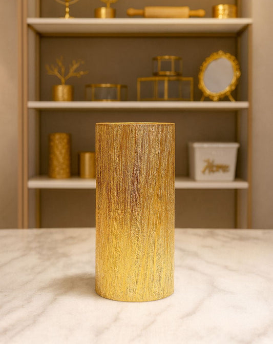 Porcelain vase 19 cm