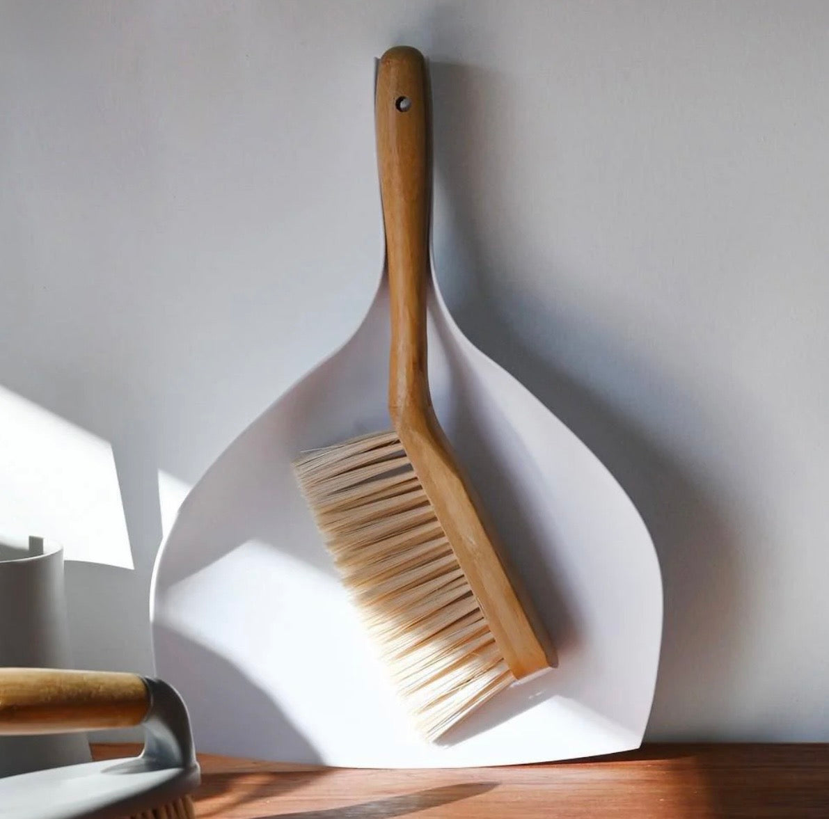 wooden shovel set