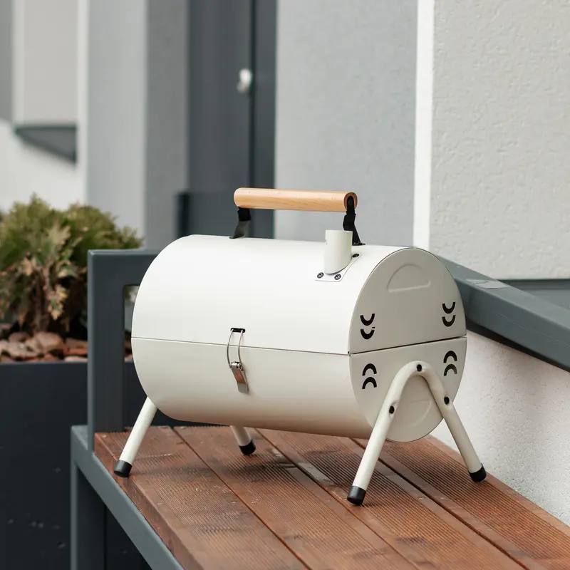 Mini grill with a modern design and practical size – MRS.SOU