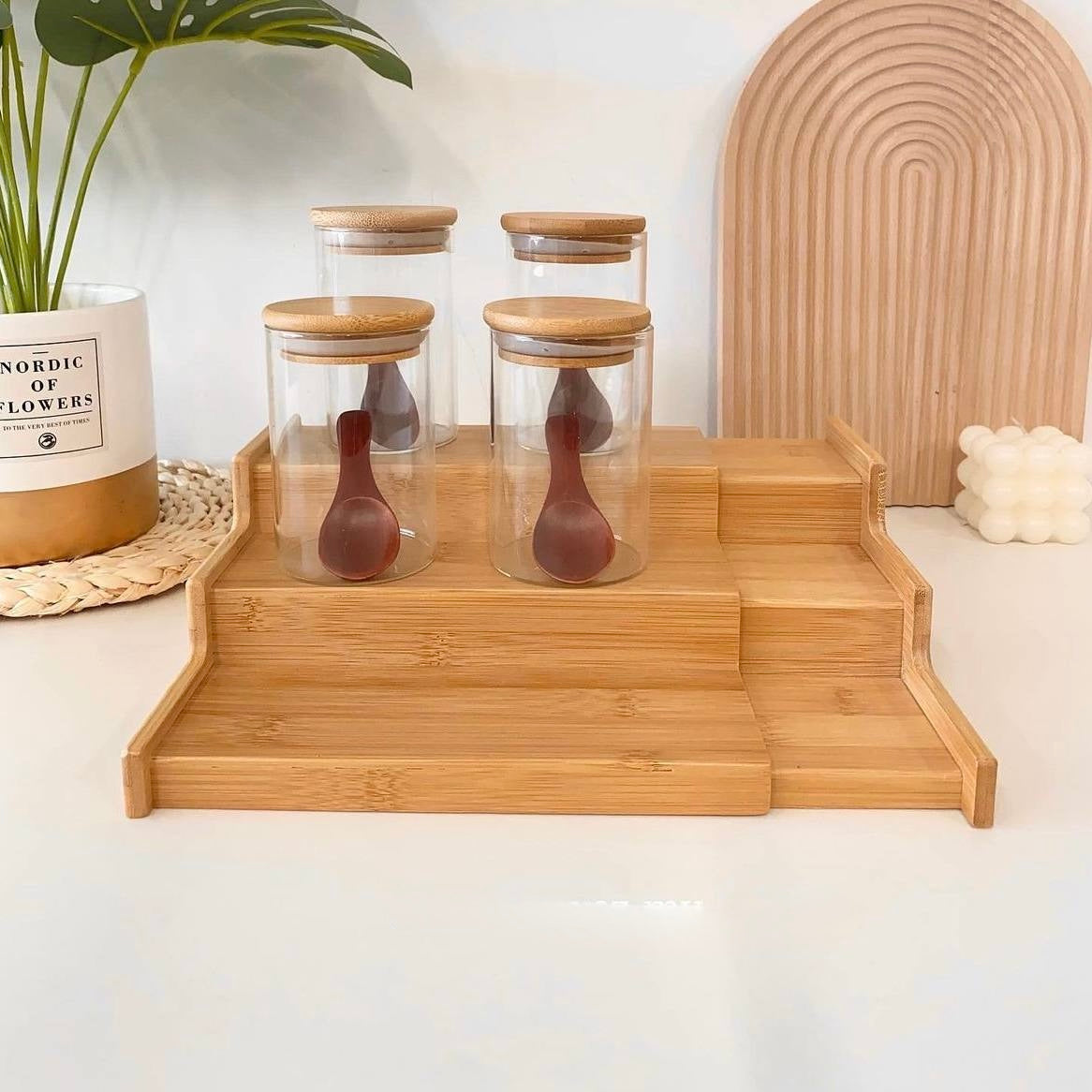 Organizer for spice jars in the kitchen