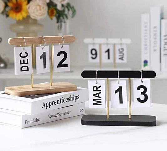 Decorative stand calendar