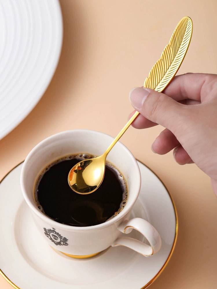 Stainless steel spoon set 6 pieces