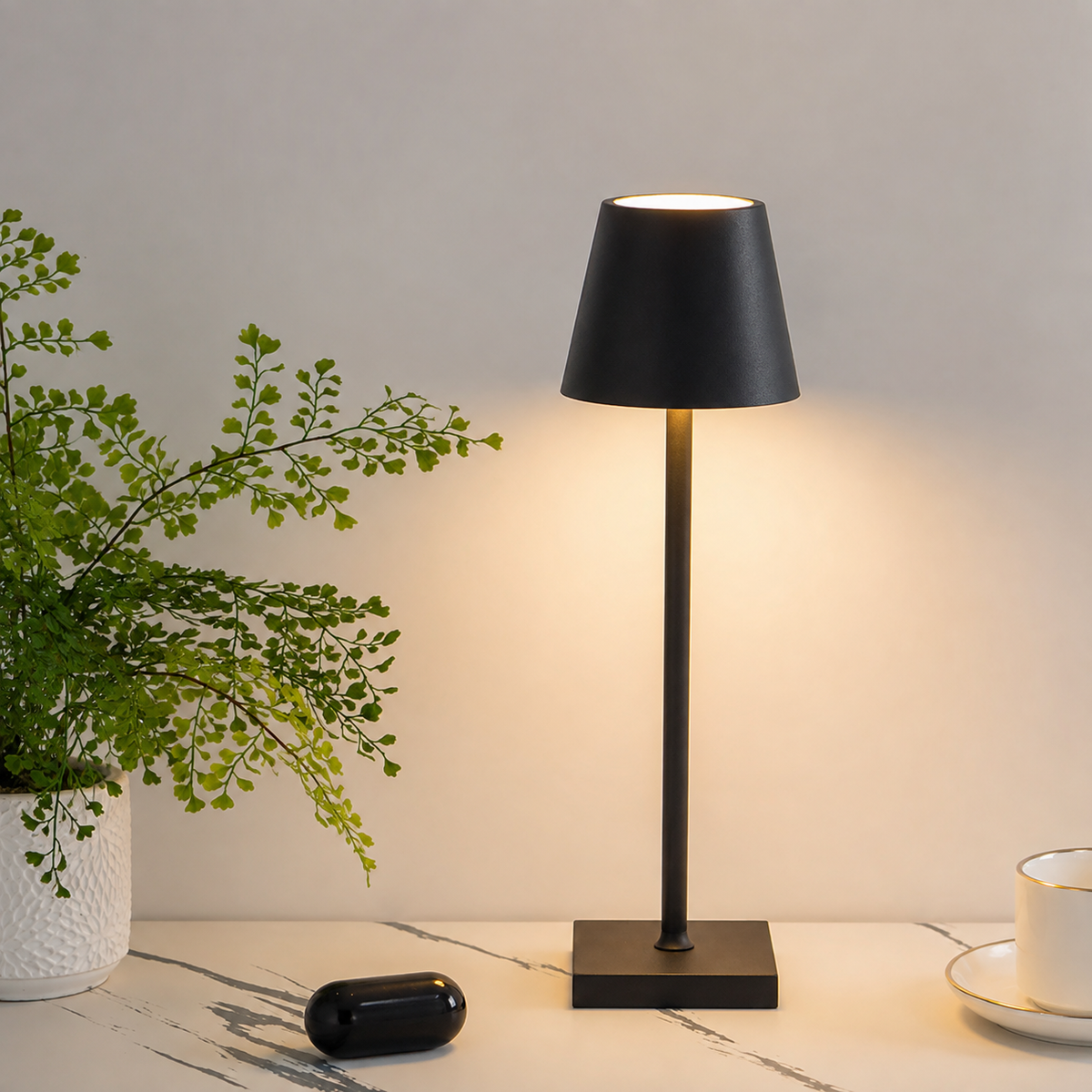 Table lamp