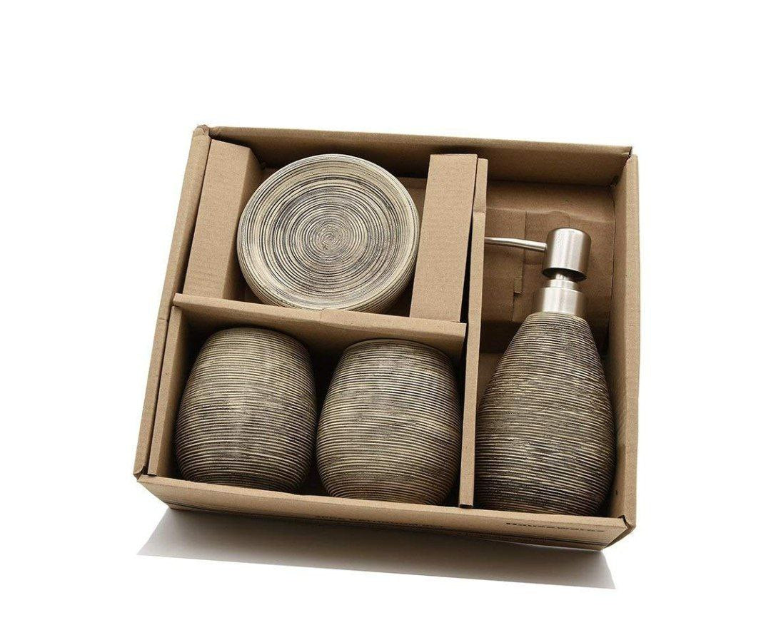 Porcelain bathroom set