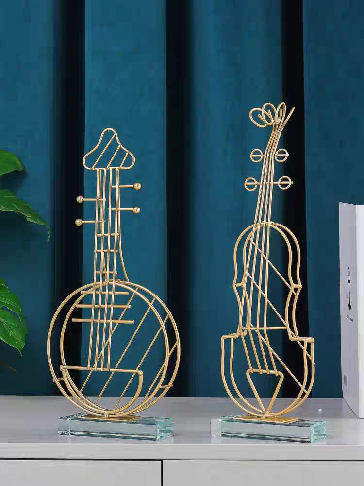 Metal gold stand