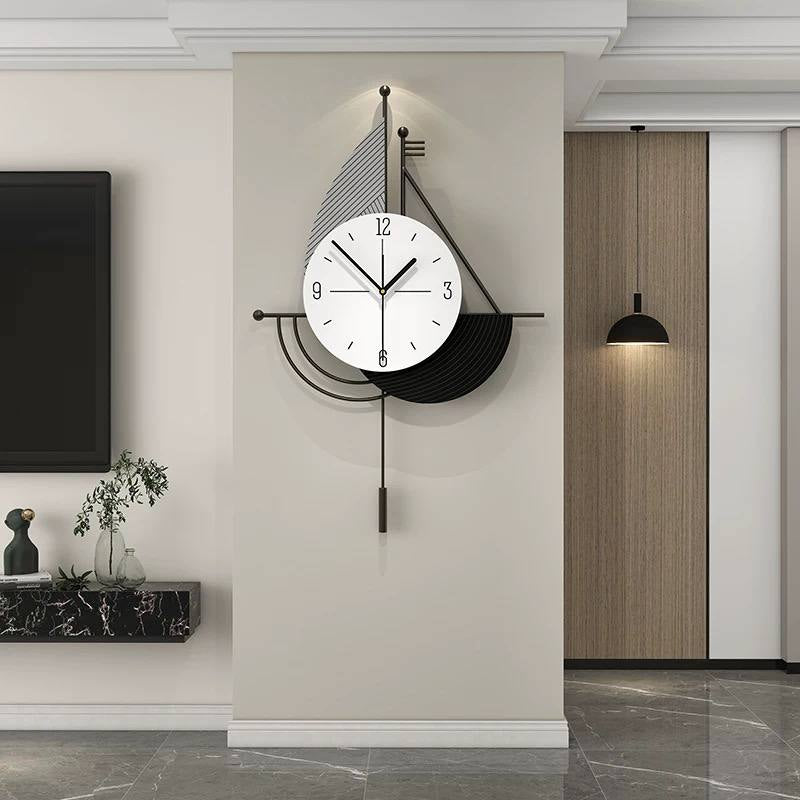 Metal tableau clock