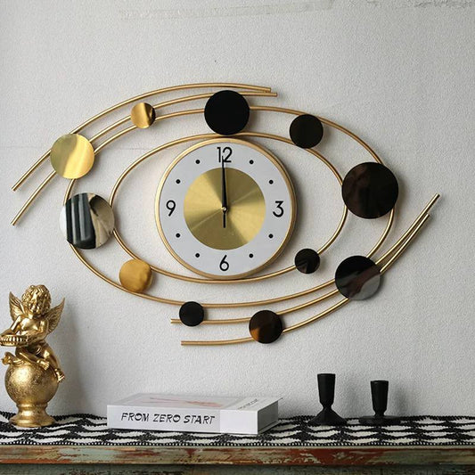 Metal tableau clock