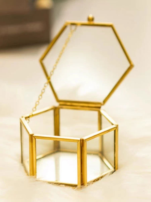 Glass organizer