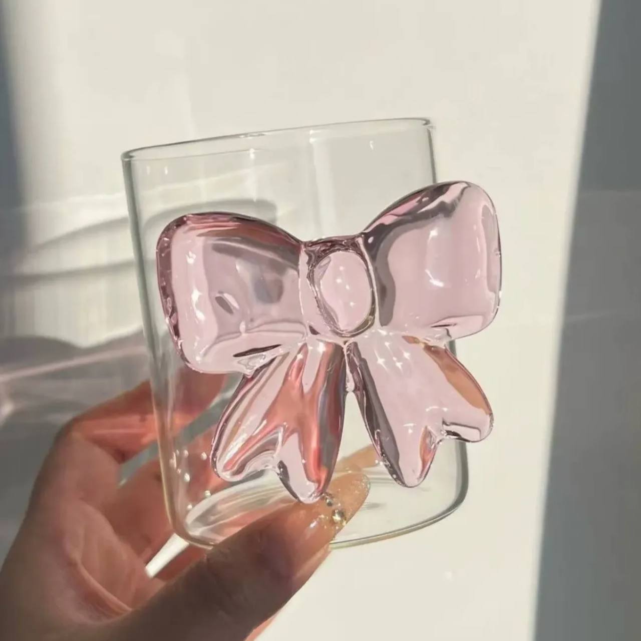 Ribbon cup