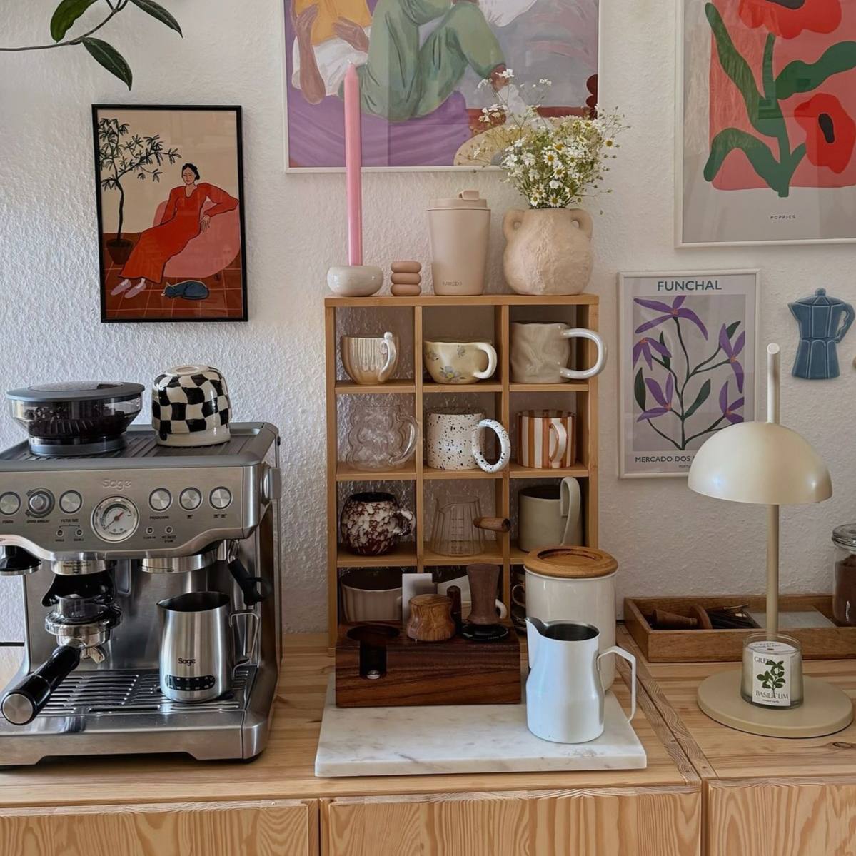 Wooden Mug Rack 12-Compartment