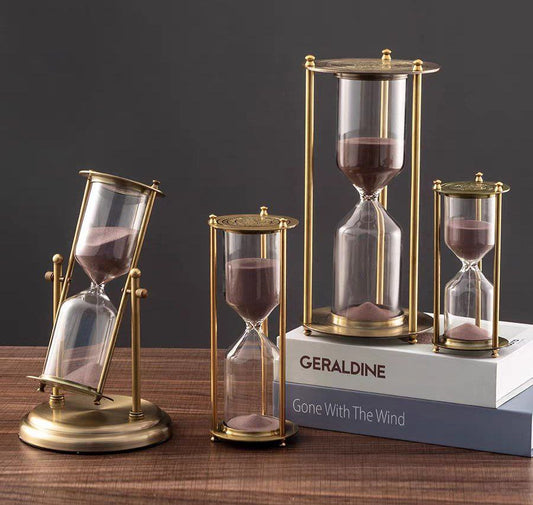 Sand painting Clock