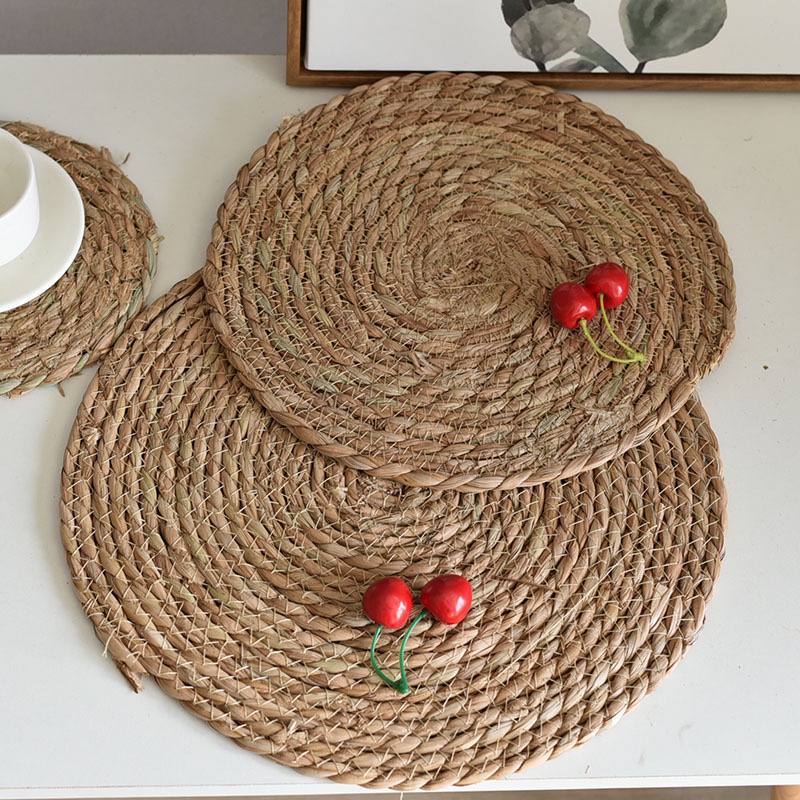 Wicker coaster