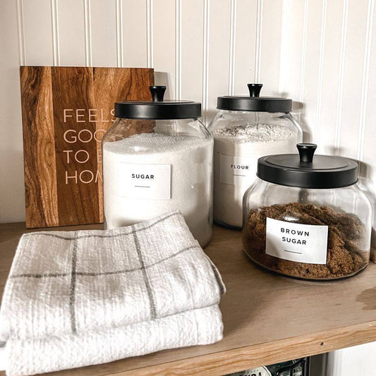 Glass jar