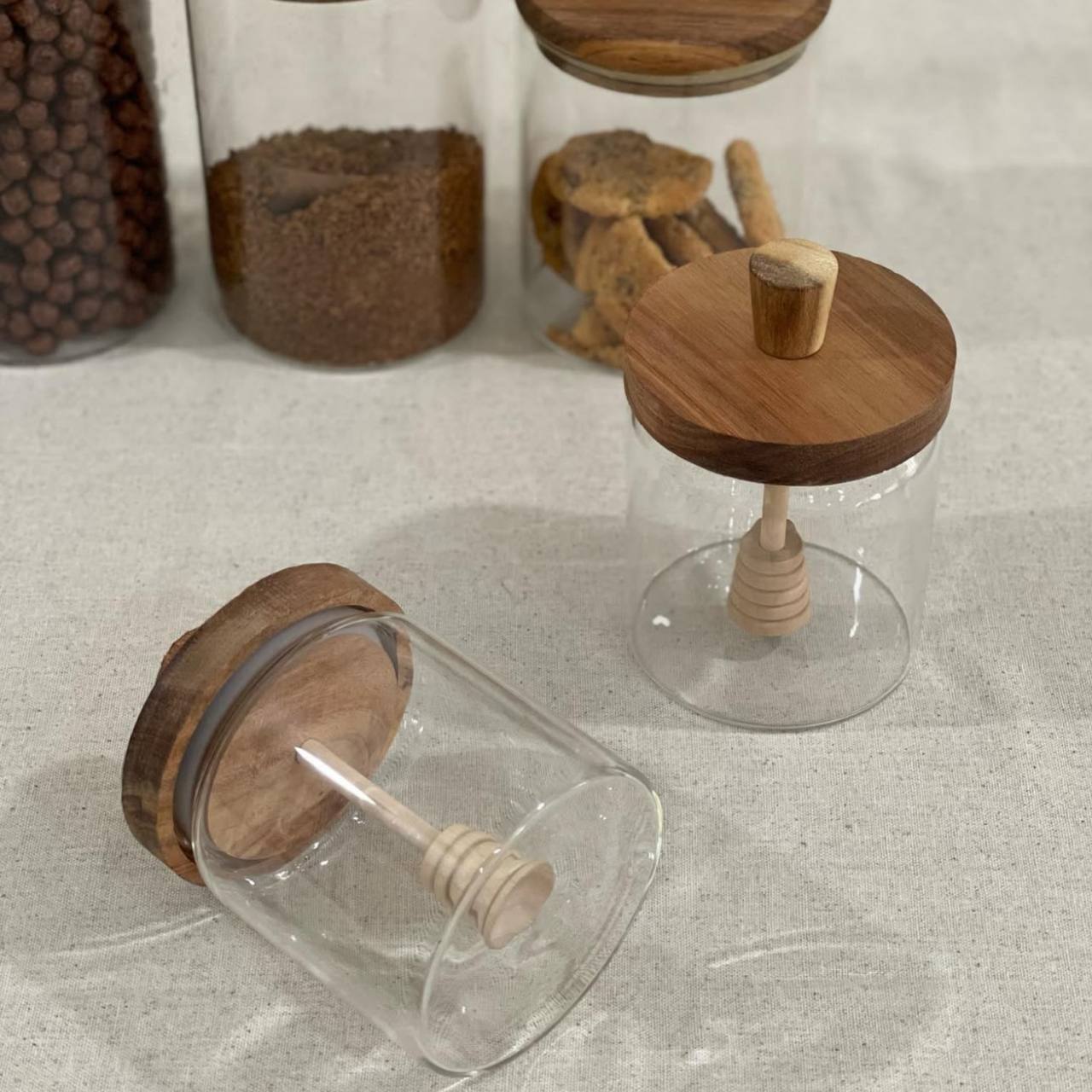 Honey jar