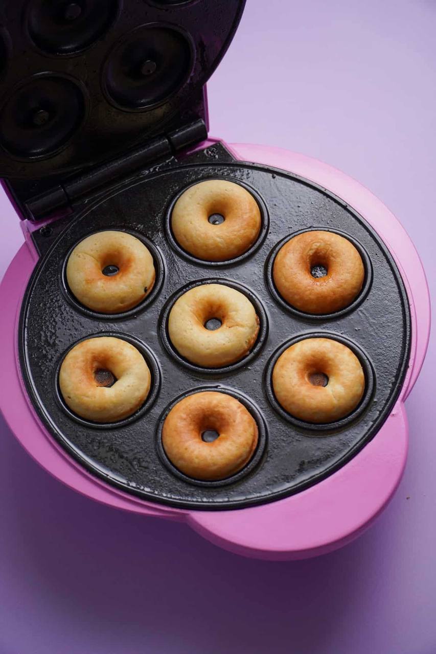 Mini Donut machine 650 watts