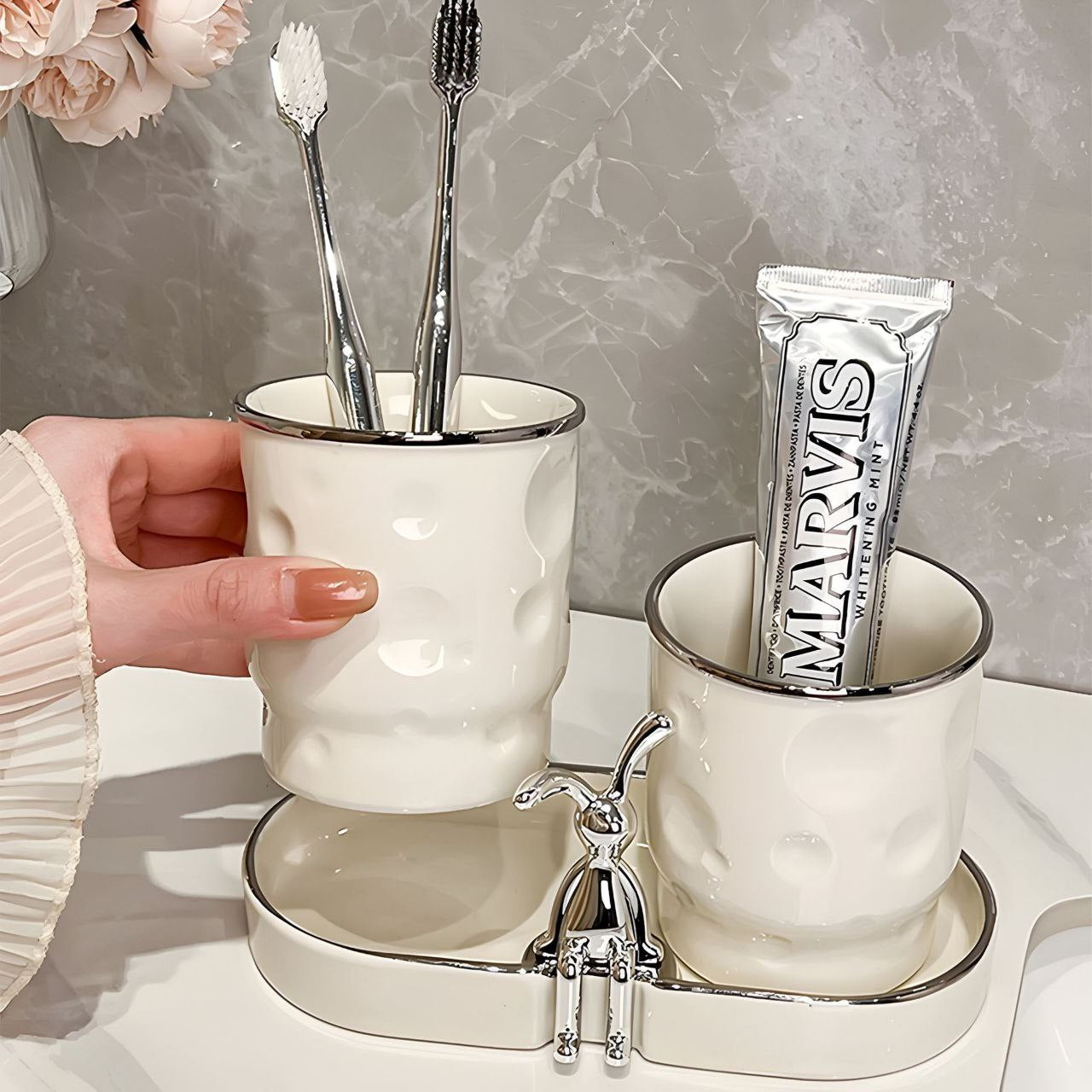 Porcelain set  Brush and toothpaste organizer