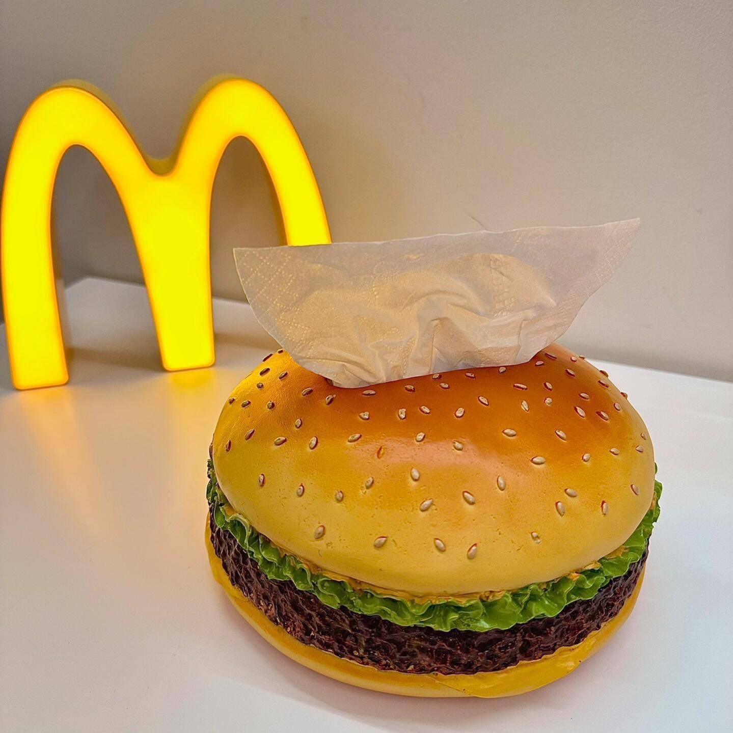 Burger tissue box