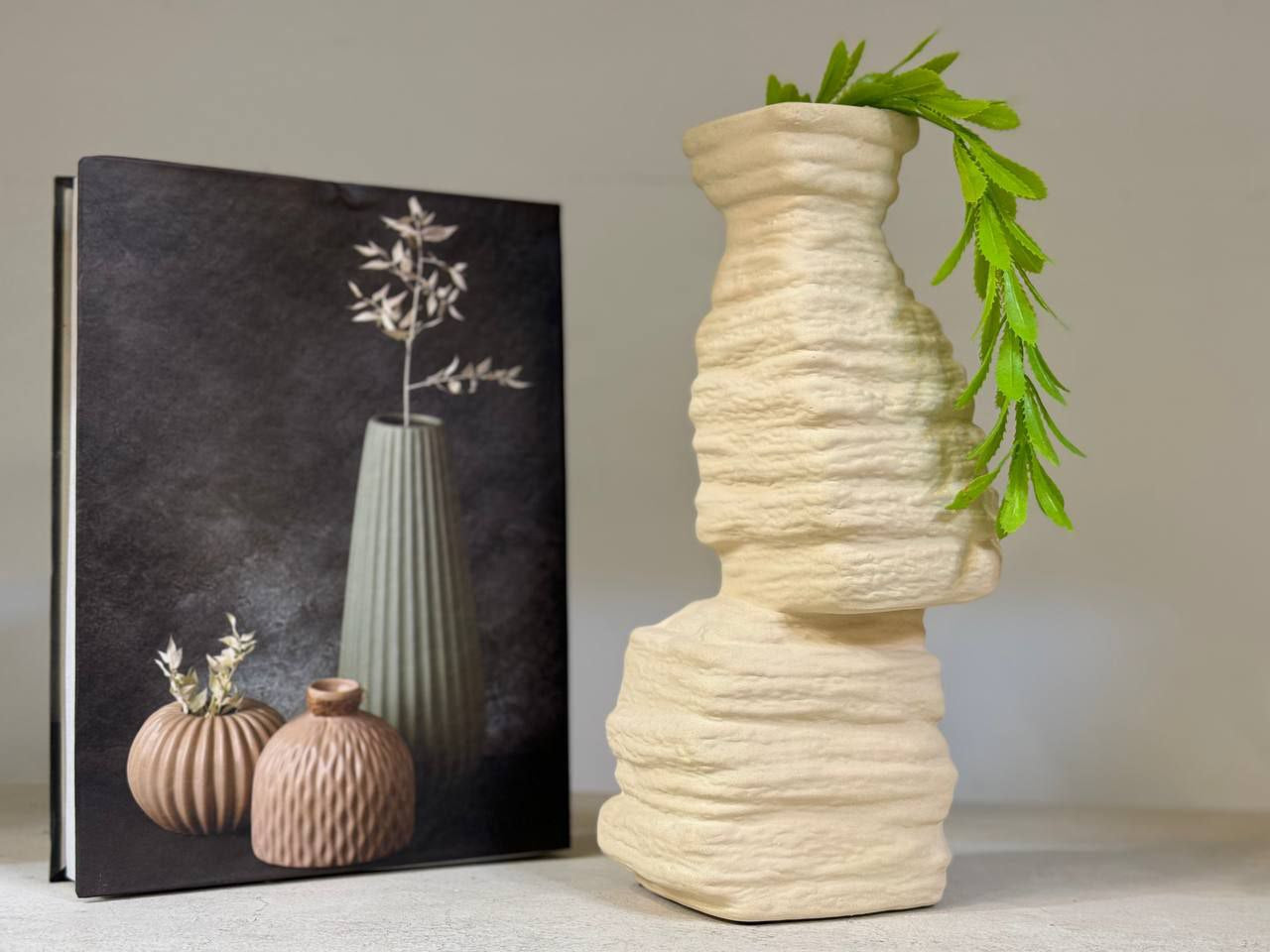 Porcelain vace 30 cm