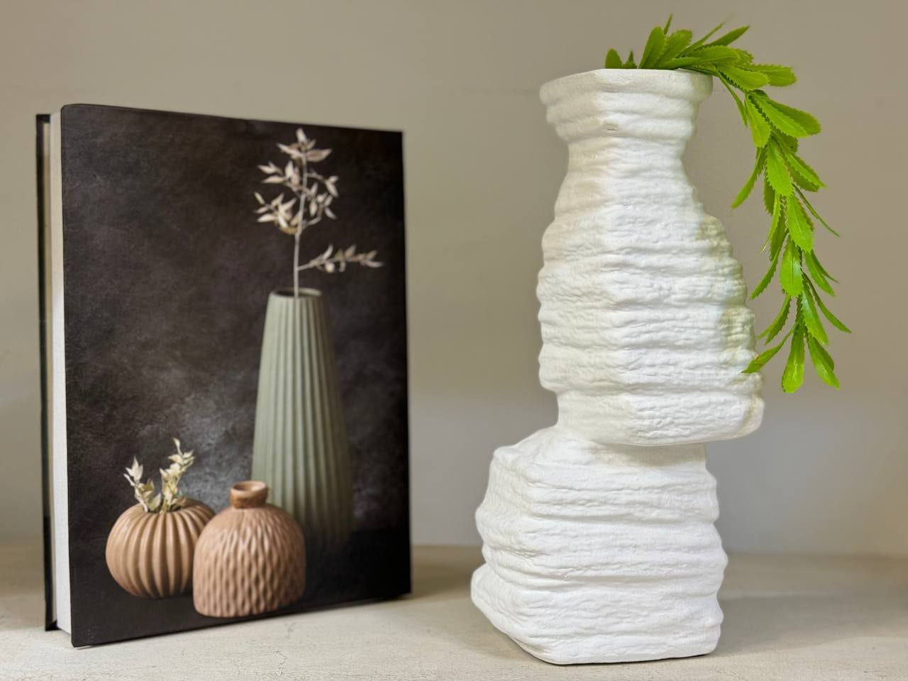 Porcelain vace 30 cm