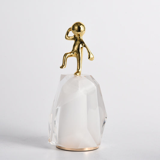 Decorative model in crystal