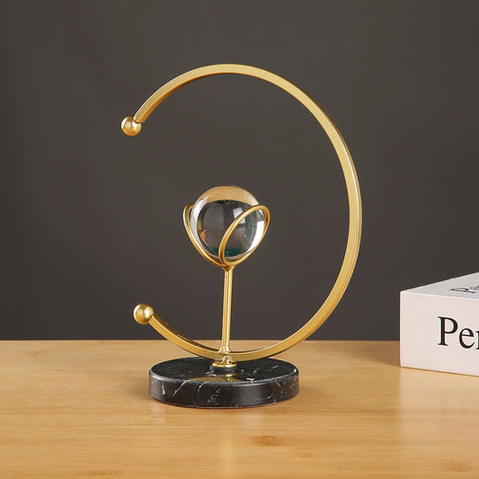 Pendulum with a marble base