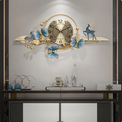 Metal tableau clock