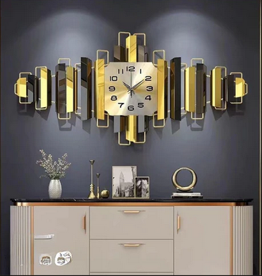 Metal tableau clock