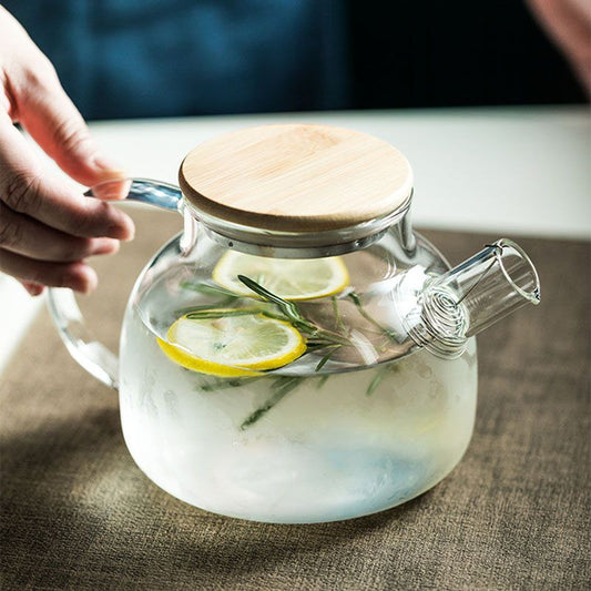 Tea pot