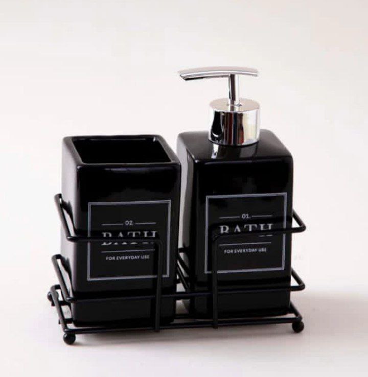 Bathroom set